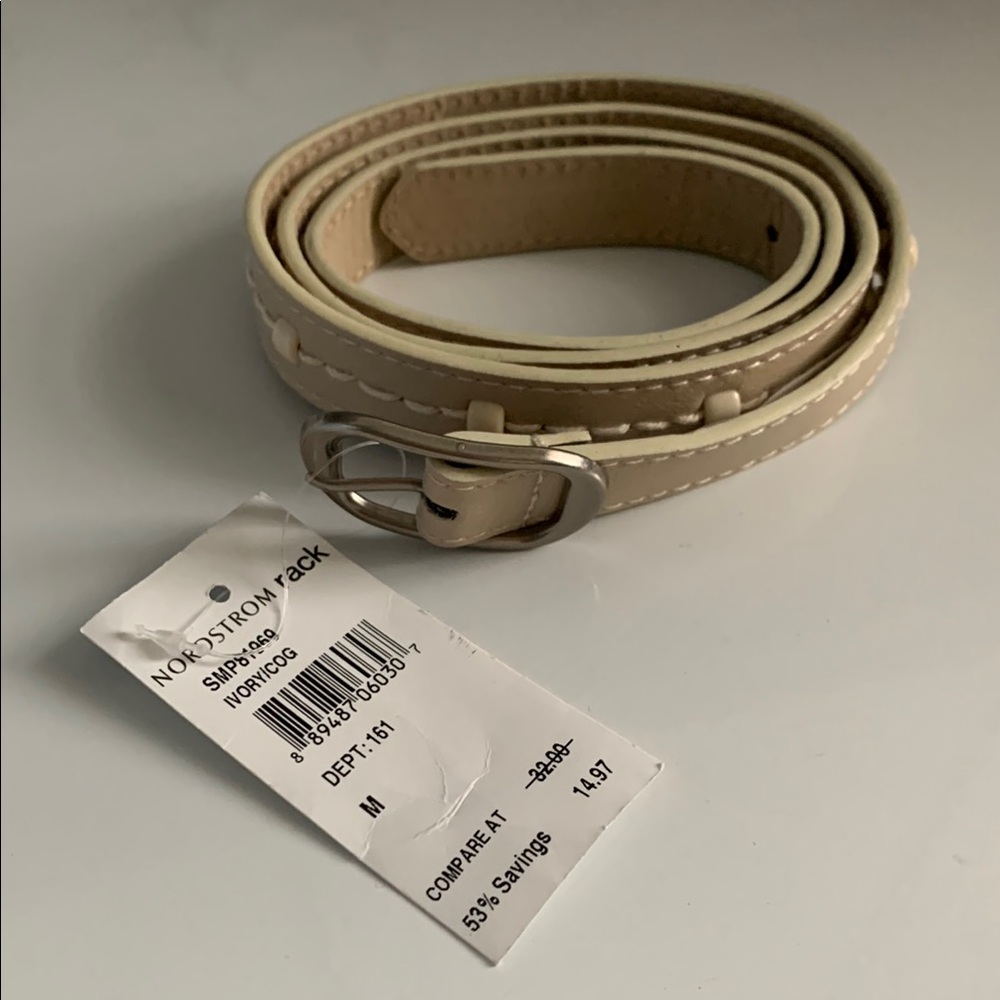 Steve Madden Light Tan Leather Belt with Silver Buckle